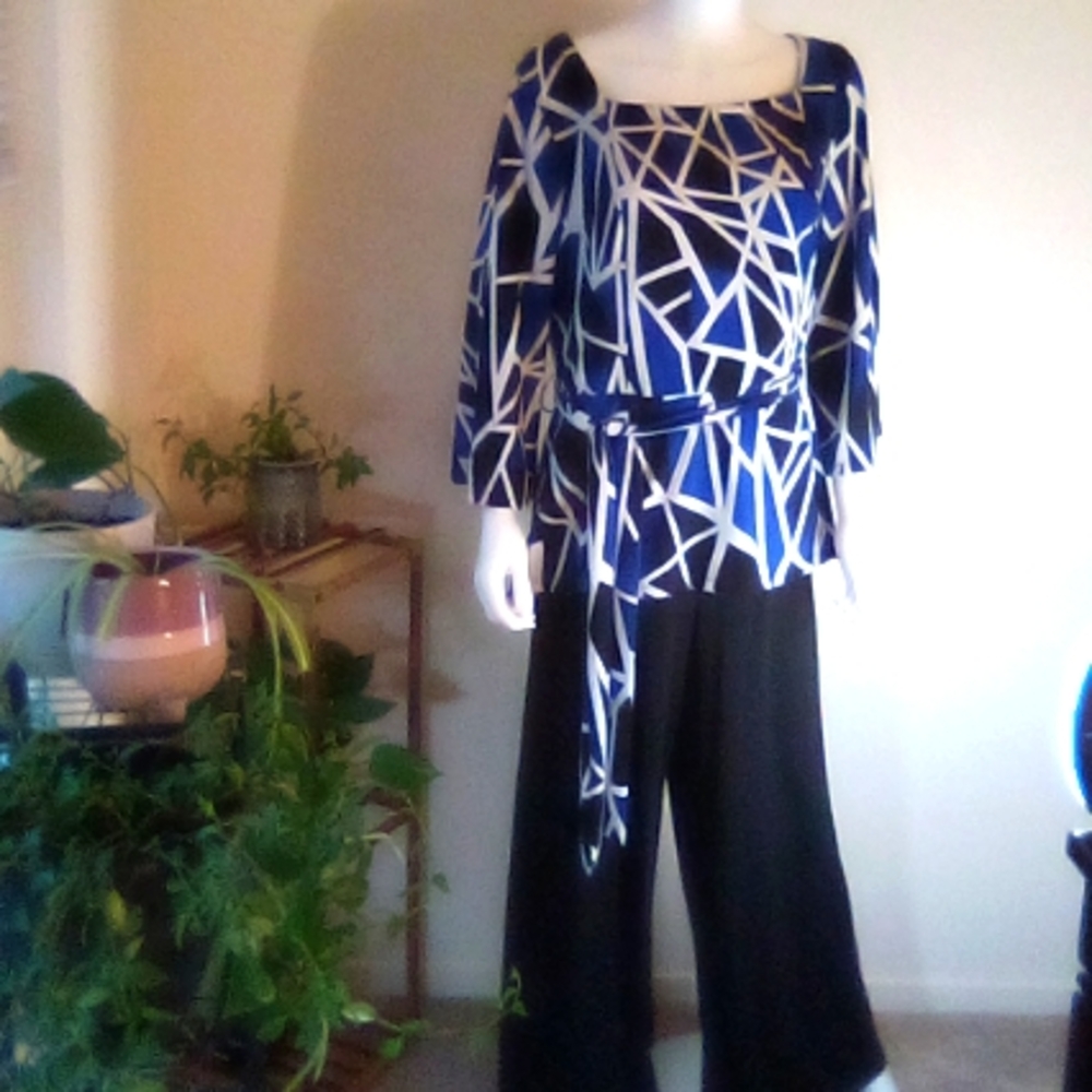 Ashley Stewart pantsuit size 14/16.  The colors are blue black and white.